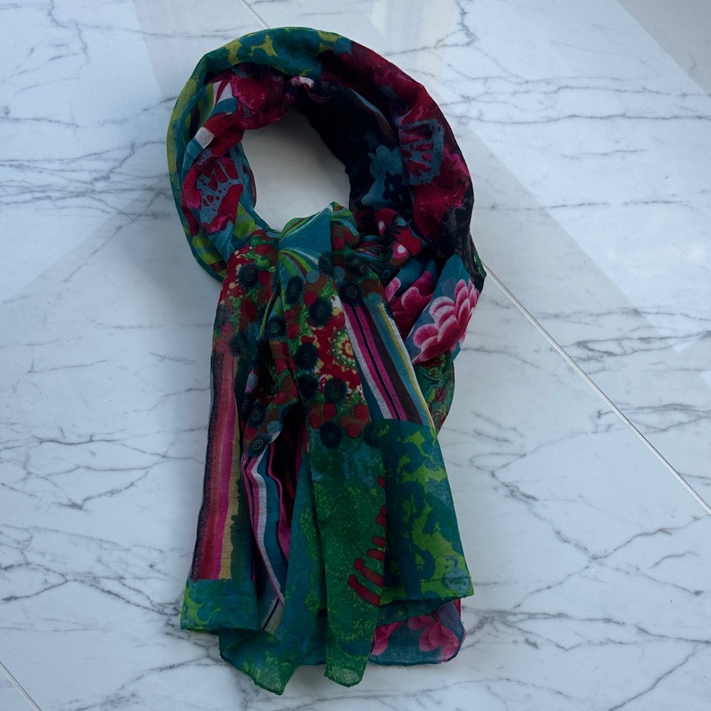 Colorful Floral Patterned Scarf - Picture 6 of 6